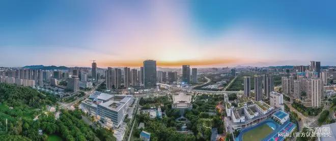 住宅项目开发润臻园是约382万㎡超大致量都会综合体润宏城的二期标杆大城 。(图11)