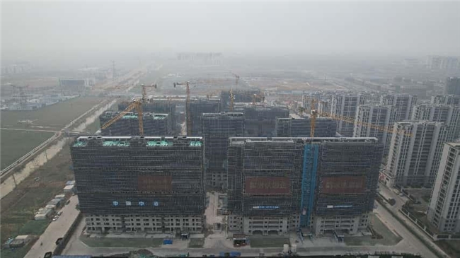 住宅项目开发瑞璟·云府项目房地产开辟项目21号楼喜封金顶(图1)